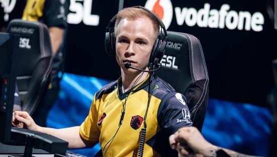 S15瑞士轮G2与FLY首局BP分析与预测